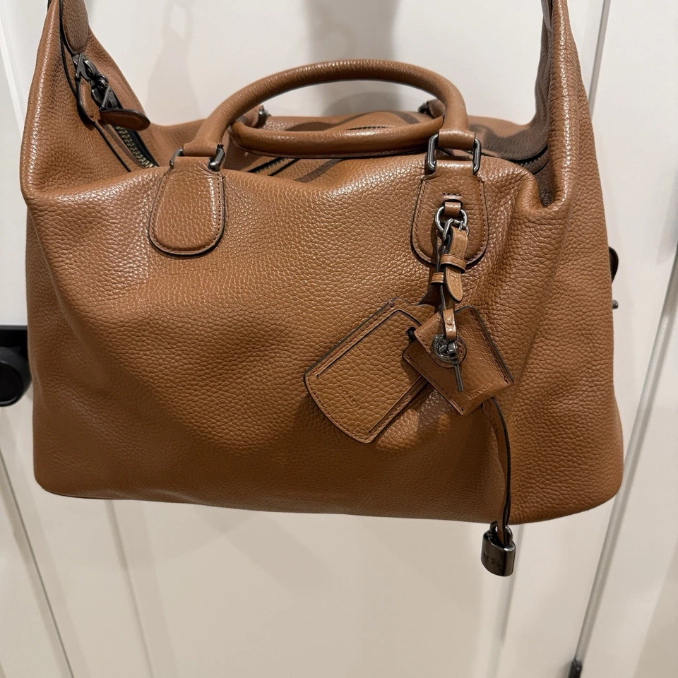 Bolso de fin de semana Coach Navigator de cuero guijarro tostado/marrón bloqueo/llave y correa Foto 3 de 4