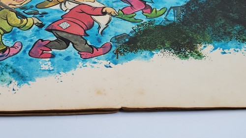 Vintage 1967 Whitman Book Disney Snow White and the Seven Dwarfs Fair Condition - Picture 5 of 12
