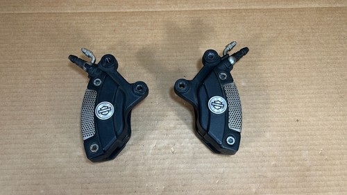Harley Davidson OEM Front Left & Right Brake Calipers Assembly Touring 08-up - Picture 1 of 13