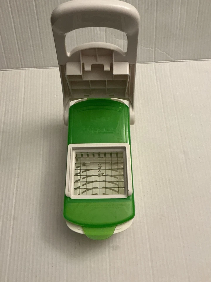 Picadora de alimentos frescos Munchkin 2 en 1 Foto 2 de 4