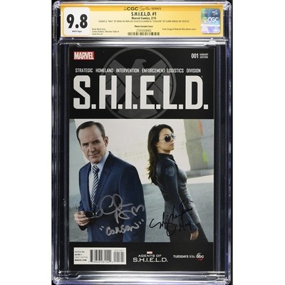 S.H.I.E.L.D. #1__CGC 9.8 SS__Signed by Clark Gregg and Ming-Na Wen