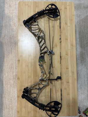 Hoyt Helix Turbo RH 60#-70# 29  DL Realtree w/ Black Limbs 31  ATA