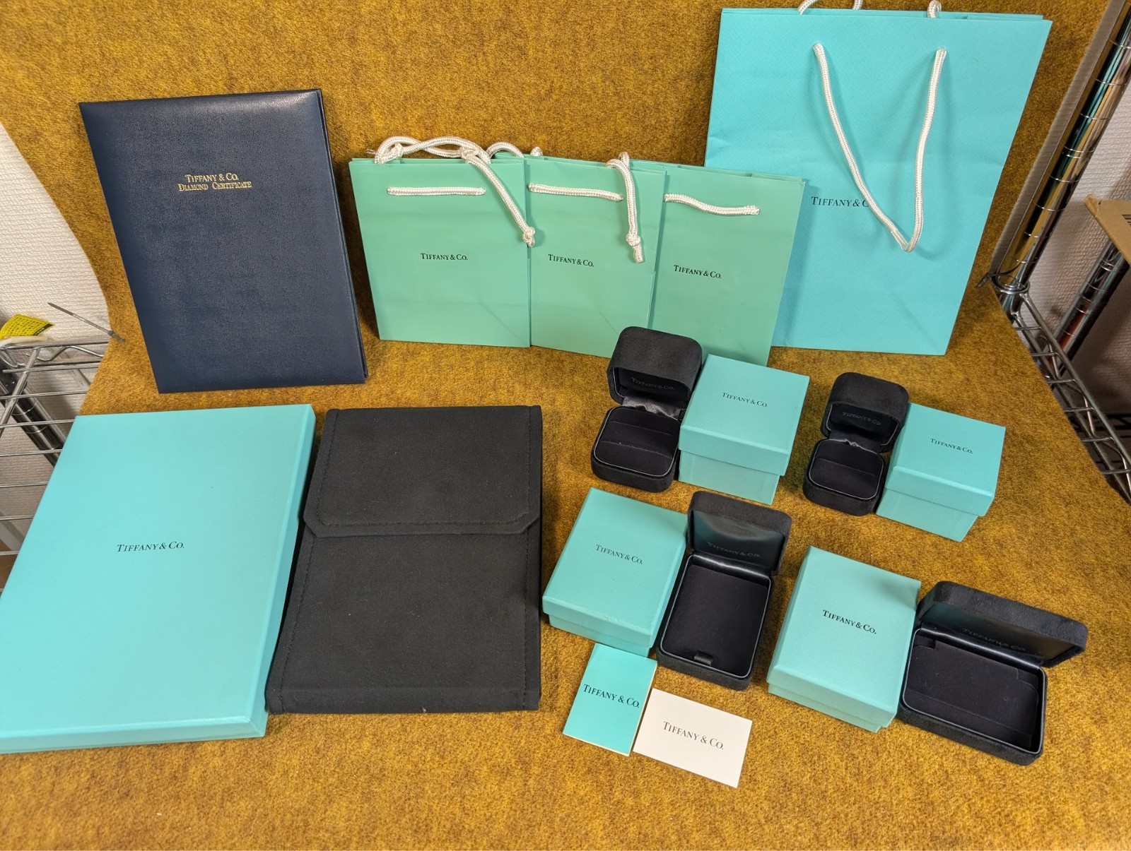 Tiffany-style storage ring jewelry case with earring paper gift box set 500280725 YZ