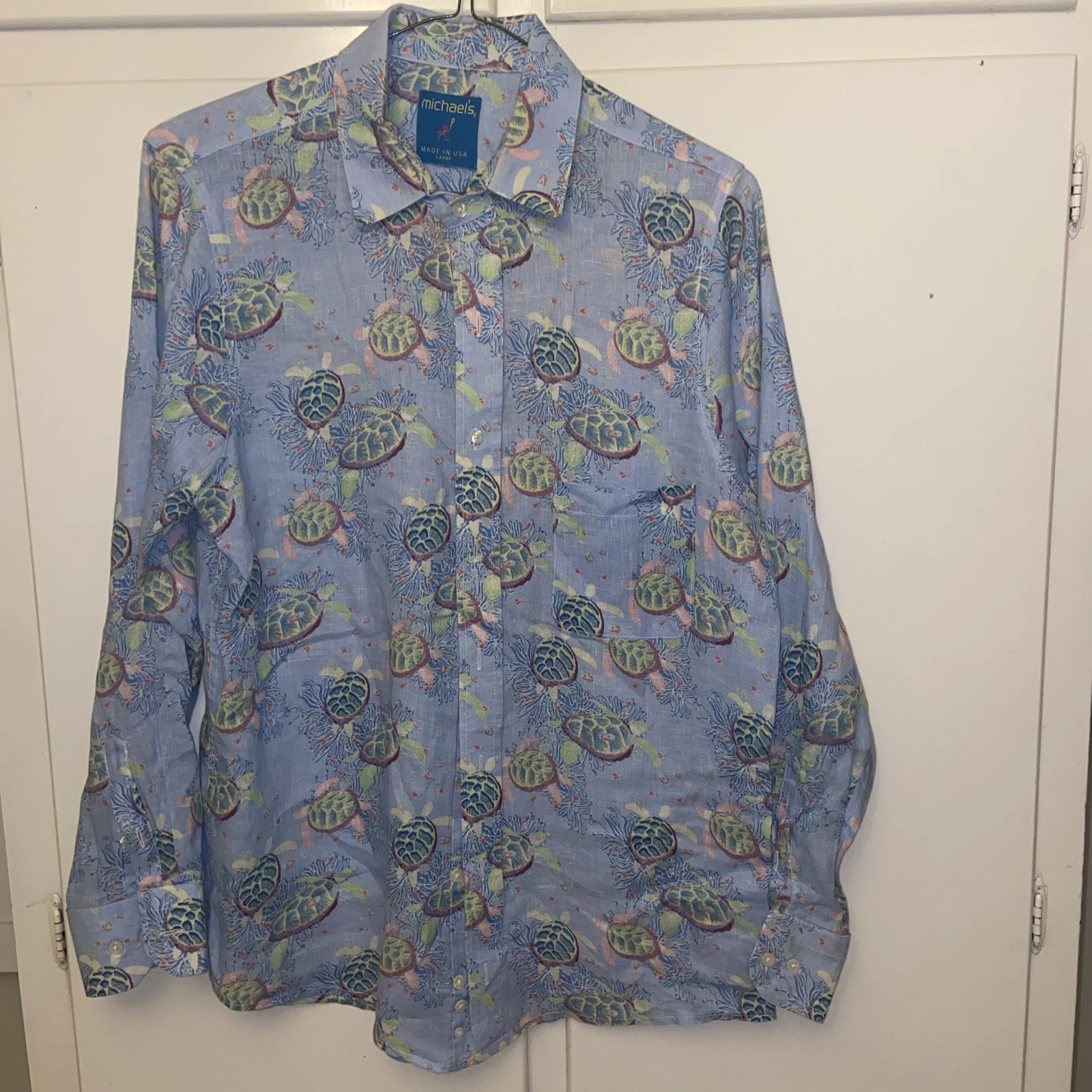 Michael's Men's Size Large Sea Turtle Shirt Long Sleeve 100% Linen Pastel Blue