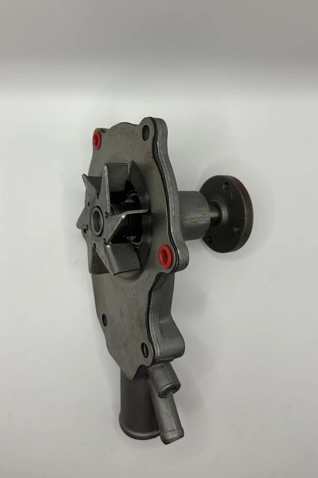 Восстановленный водяной насос Cardone 58-177 — подходит для двигателей GM V8 1970–1980-х годов - Изображение 3 из 4