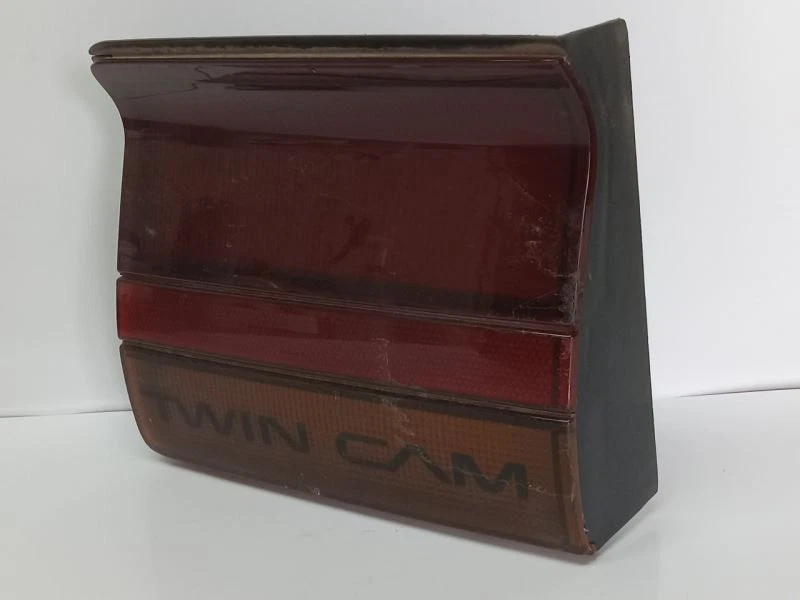 Right Inner Lid Mounted Tail Light SC2 Fits 91-94 SATURN S SERIES 21021042 - Image 3 of 4