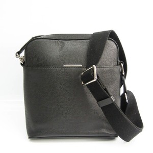 pochette for men