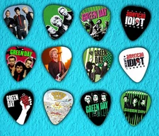 GREEN DAY *NEW*  - Guitar Picks - Set of 12