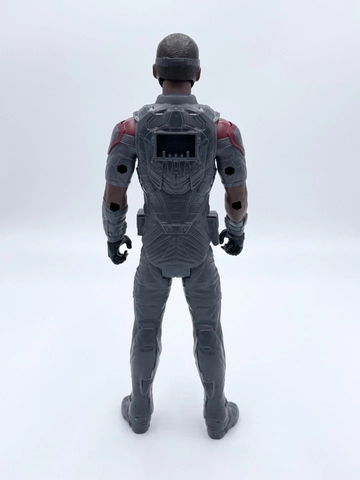 Figura de 12" Marvel Falcon Sam Wilson Infinity War Titan Hero Series 2017 Foto 2 de 4