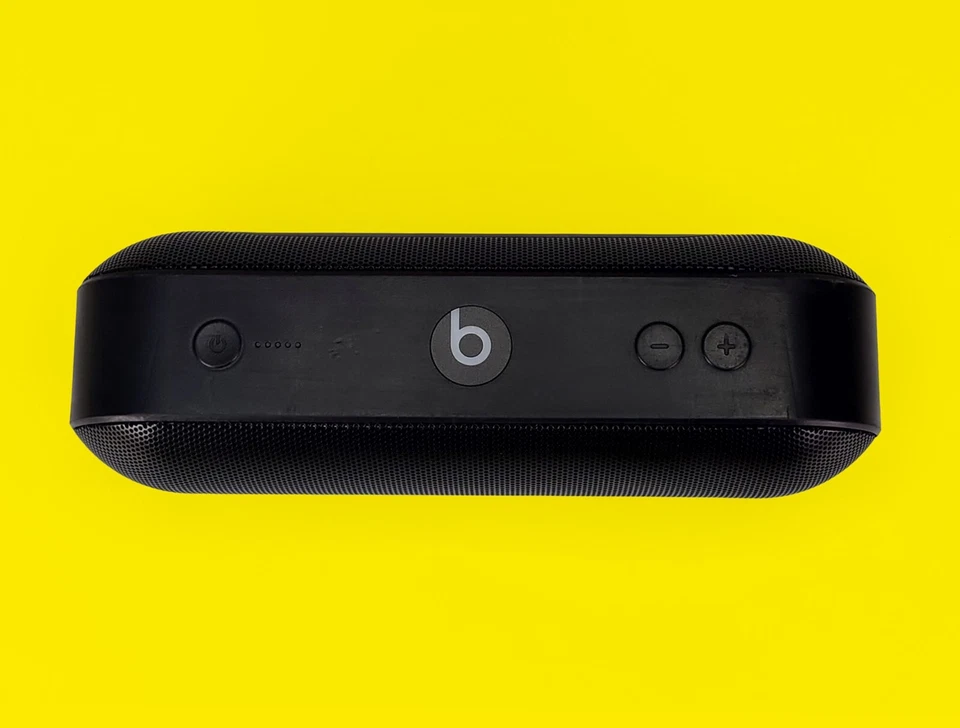 Auténtico altavoz Bluetooth Beats by Dr. Dre Pill+ Plus con carga - Negro Foto 3 de 4