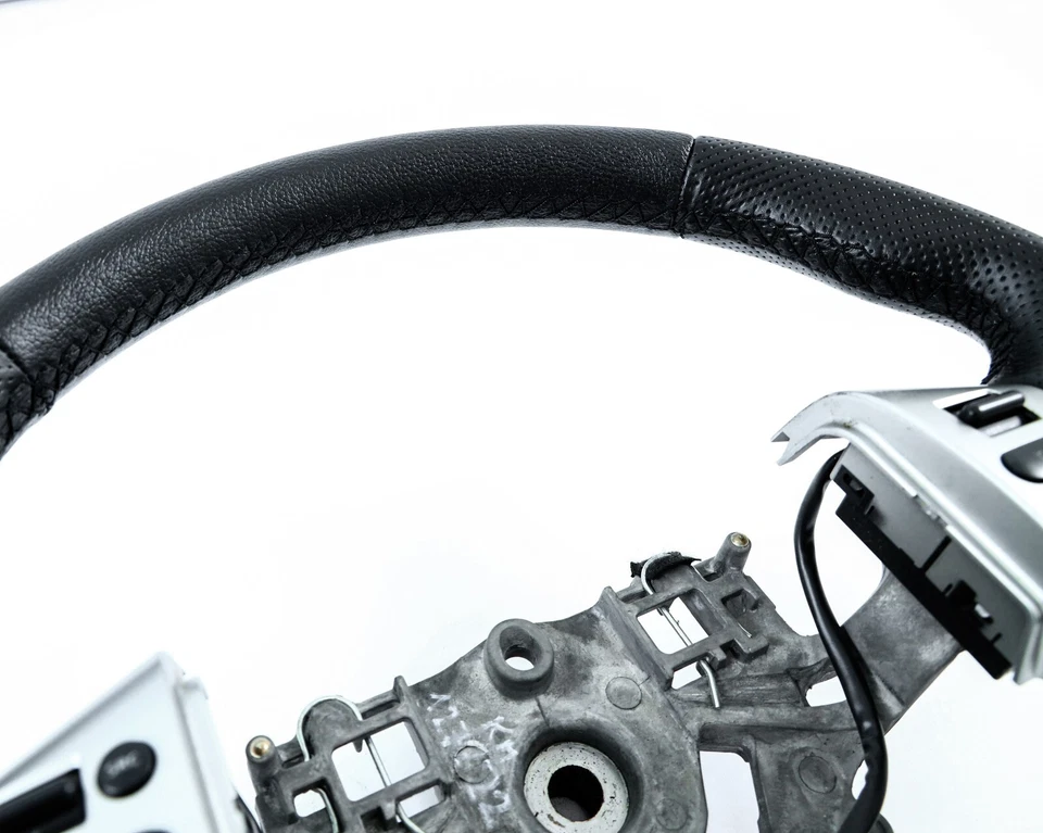 Lenkrad beziehen mit Leder für Nissan Note I Bj. 2005-2013 NEU LEDER - Bild 4 von 4