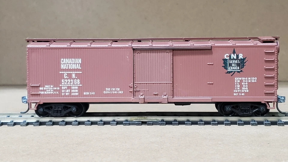Train Miniatures (Walthers) - HO - Canadian National (CN) 40' Mini-box Box Car - Image 3 of 4