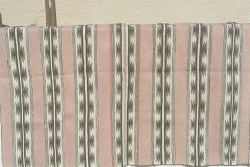 Vintage Large Navajo Handwoven Crystal Pattern Rug 65.5" x 49.5" - Picture 2 of 12
