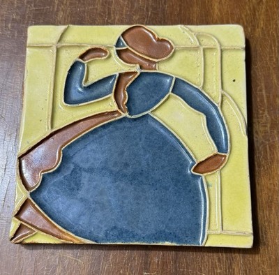 Mid-Century Studio Art Tile   Hand-Made Arts & Crafts Style   c. 1970s