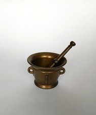 Messing M&ouml;rser mit St&ouml;&szlig;el Napf