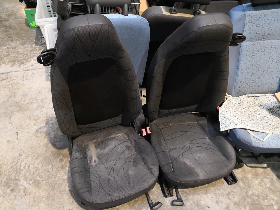 Tappezzeria Sedili Anteriori Smart Fortwo 451 2010 Foto 2 de 4