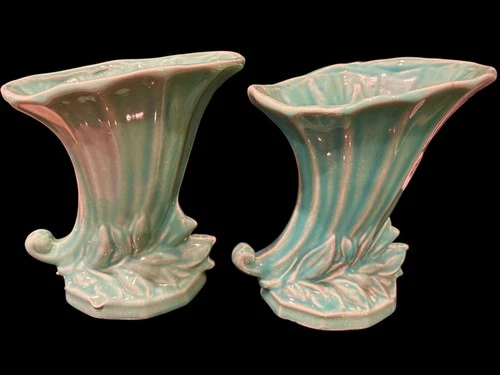 PAIR OF VINTAGE 1939 MCCOY ART POTTERY CORNUCOPIA VASE LEAVES TURQUOISE