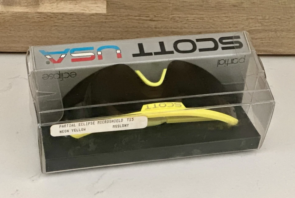 🔥🚨 Gafas de sol Scott de colección años 90 escudo deportivo amarillo eclipse nuevas de stock con caja ¡Raras! Foto 4 de 4
