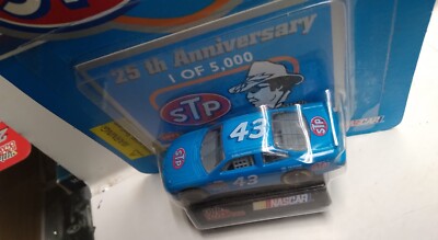 1997 Racing Champions - 25th Anniversary - STP #43 Richard Petty