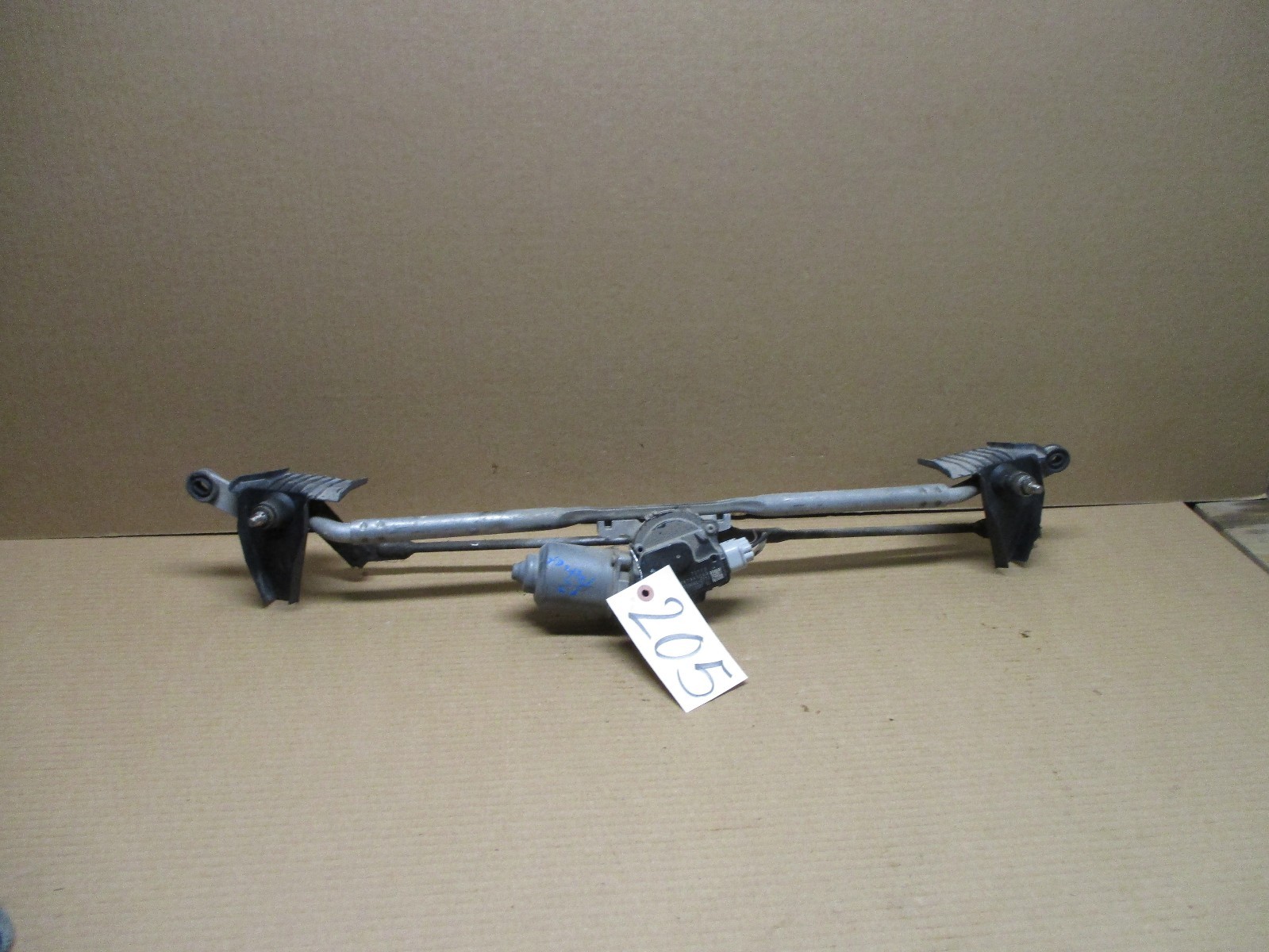 2010 - 2017 Patriot Used front Windshield Wiper Motor Linkage Transmission #205