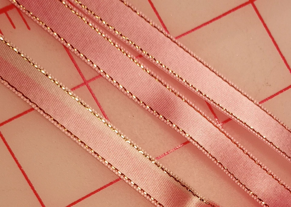 Cinta de satén vintage rosa desteñida bordes dorados 10 mm 7/16" Japón 33 yardas  Foto 2 de 4