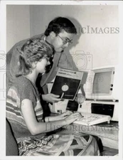 Press Photo People Learning IBM Displaywriter Word Processor Computer