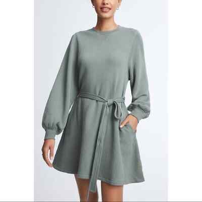 sincerely jules green dress Perfect dress for an evening out