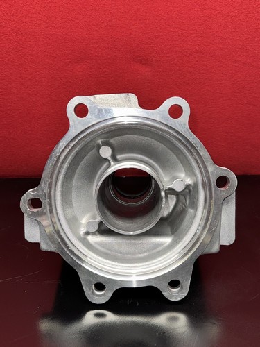GM AUTOMATIC TRANSMISSION EXTENSION HOUSING CASTING #: 24261604 - Picture 4 of 7