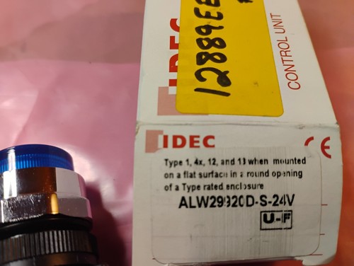 IDEC ALW29920D-S-24V Illuminated blue Push button 22mm Momentary - Fast Ship - Picture 5 of 9