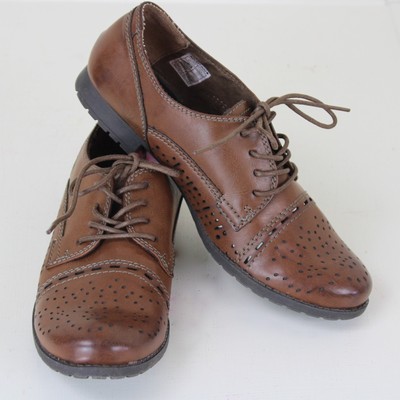 rocket dog oxfords