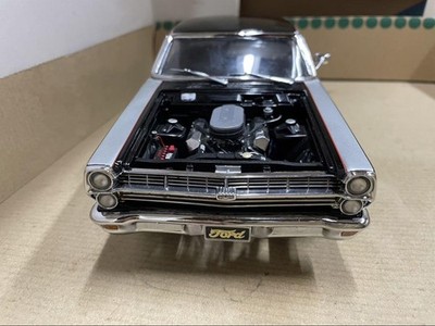 gmp 1/18 1967フォード　フェアレーン　804台限定　中古 GMP 1/18 1967 Ford Fairlane Limited to 804 Cars 19738 | eBay