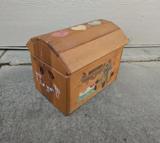 Vintage Rustic Country Farmhouse Wood Dome Top Toy Trunk Chest Box F35