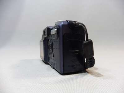 Sony Cyber-shot DSC-P12 - VENDU EN L'ÉTAT (pour Pièces)