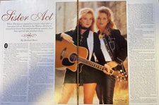 1998 Country Singers The Lynns Peggy and Patsy Lynn