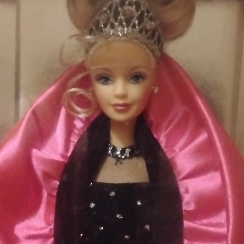 Barbie Happy Holidays Collector Edition 12in Doll Black Gown Pink Shawl Unopened