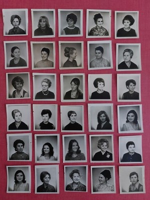 Alte Ausweisfotos Konvolut 30 - Frauen - 60er / 70er Jahre