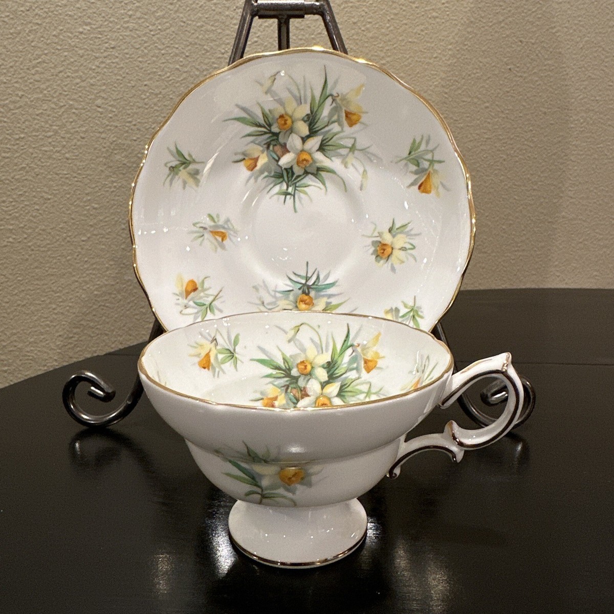 Hammersley & Co England Bone China Cup And Saucer Yellow Jonquil