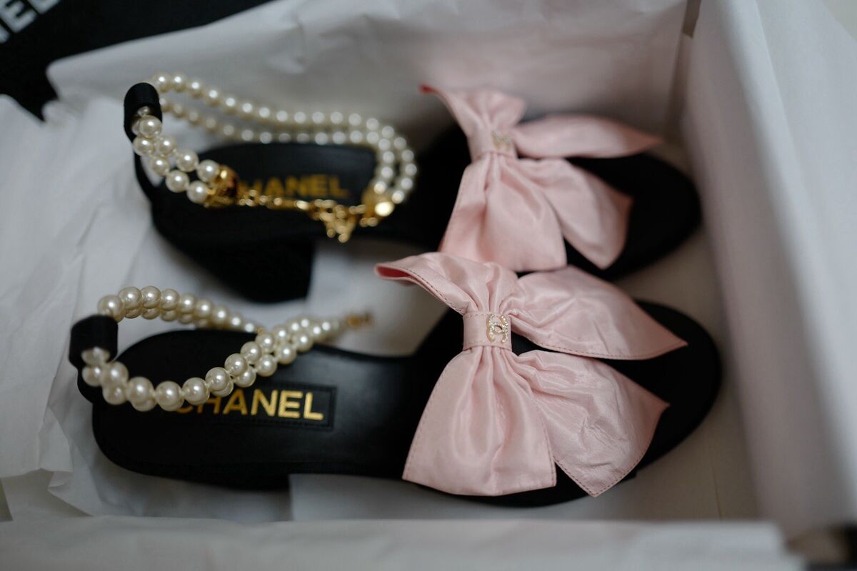 BNIB Chanel 24A Pink Bow Heels with Pearl Strap size 37.5 | eBay BNIB Chanel 24A Pink Bow Heels with Pearl Strap size 37.5 | eBay