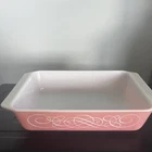 Vintage Pyrex Pink Scroll 575B-2 Quart (z)