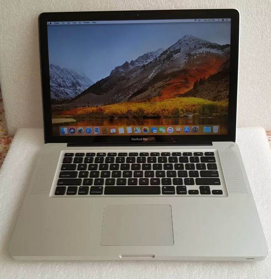 Apple MacBook Pro (15 pouces, mi-2010) Core i7 2,66 GHz 8 Go RAM 500 Go SSD  *PAS