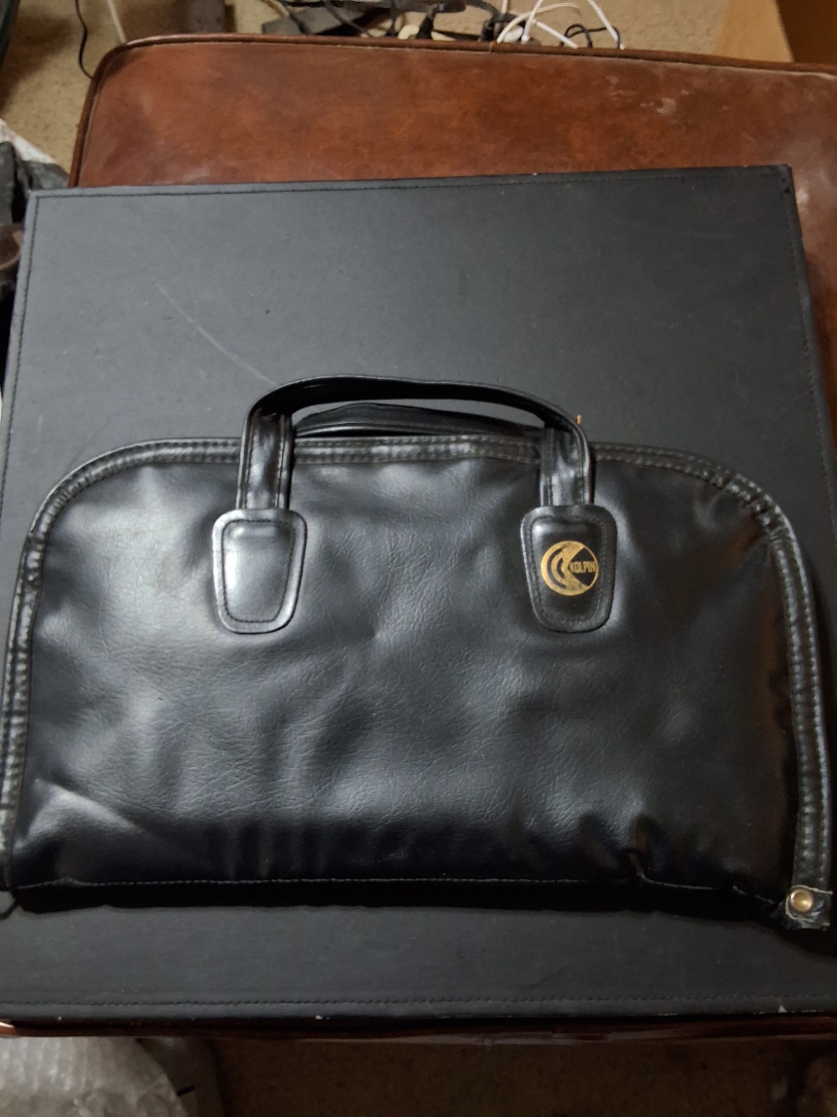 VINTAGE LEATHER KOLPIN SOFT SHERPA INTERIOR PISTOL CASE 14”X 7'' W/DOUBLE HANDLE