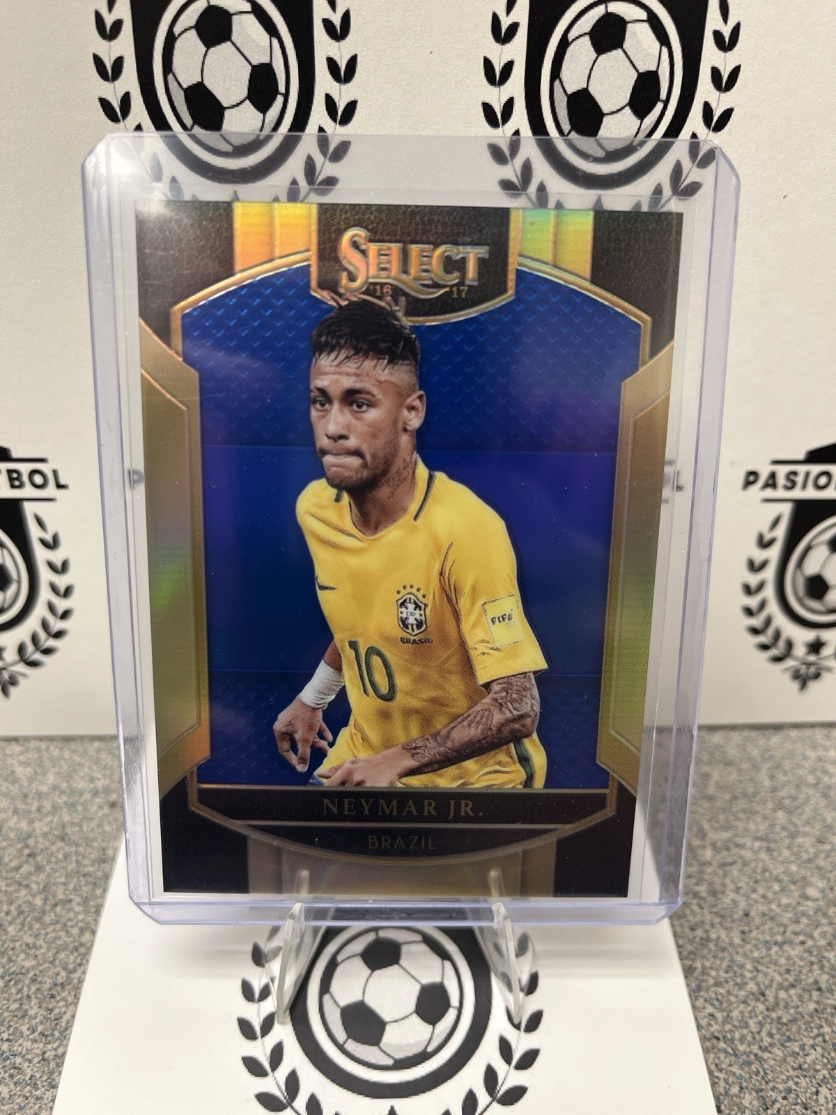 Neymar Jr Brazil /299 Panini Select Soccer 2016-17 Blue Prizm #21