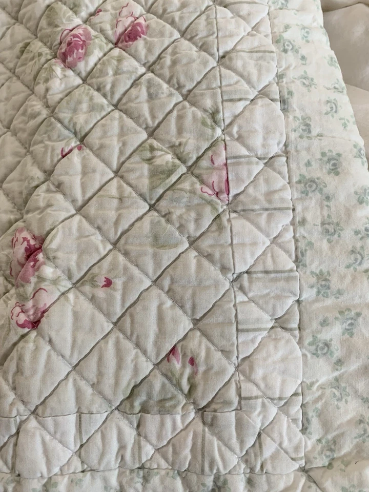 Par de fundas de almohada estándar Simply Shabby Chic rosa verde blanco rosas Foto 2 de 4