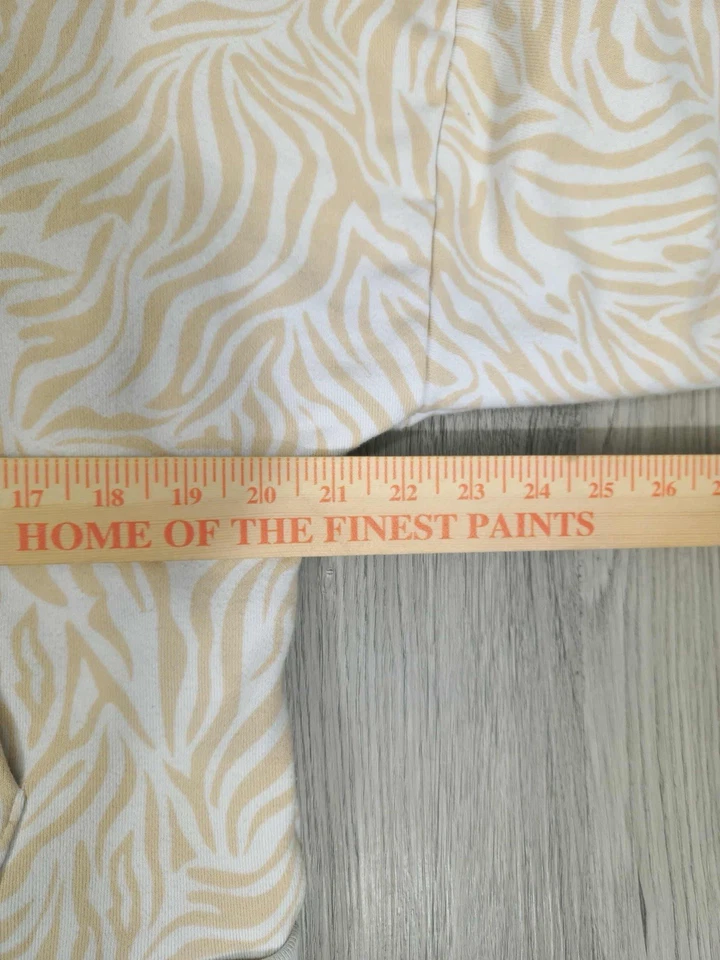 RVCA Beige White Zebra Print Half Zip Hoodie Pullover XS #6 - Image 3 of 4