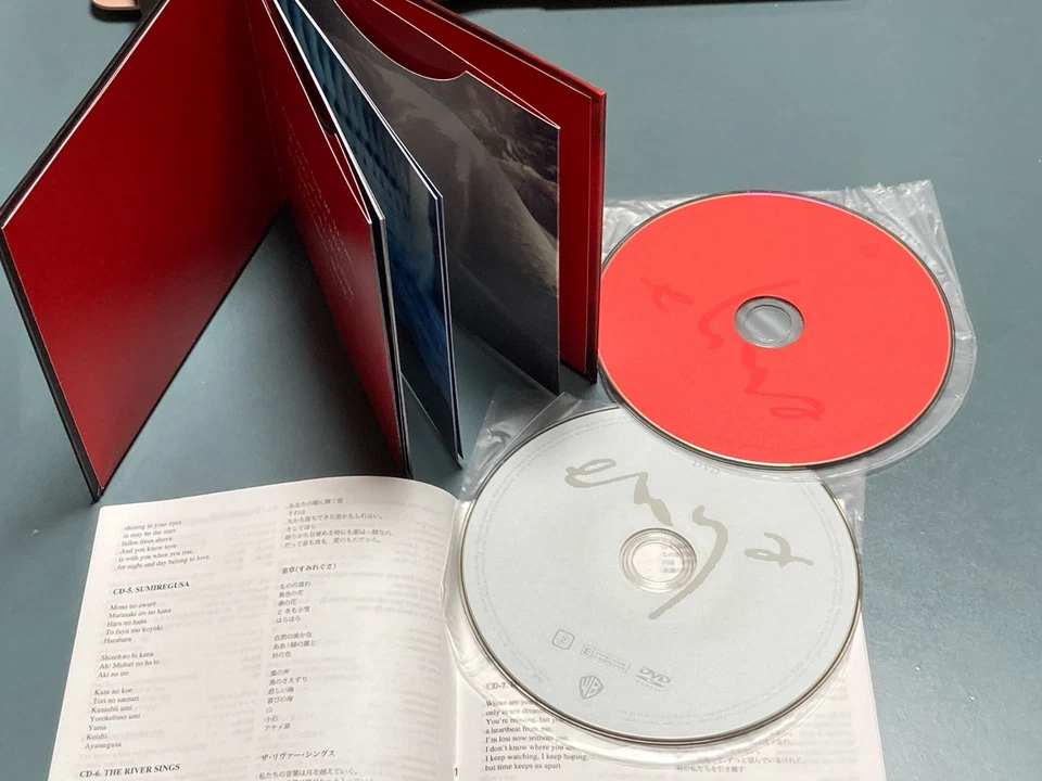 ENYA - THE VERY BEST OF - JAPAN CD+DVD W/OBI WPZR-30357/8 - Image 3 of 3