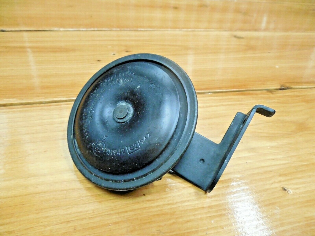 01-05 Suzuki Bandit GSF1200 HORN w BRACKET 38500-31F00 | eBay 01-05 Suzuki Bandit GSF1200 HORN w BRACKET 38500-31F00 | eBay