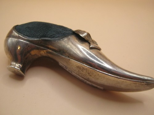 Birmingham 1921 Sterling Silver Slipper Shoe Pin Cushion By Adie & Lovekin - Picture 3 of 5