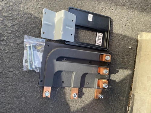 SIEMENS MOUNTING HARDWARE CAT. MBKQJ3 225 AMP 240 VOLTS 3 PHASE. FOR QJ QJH.