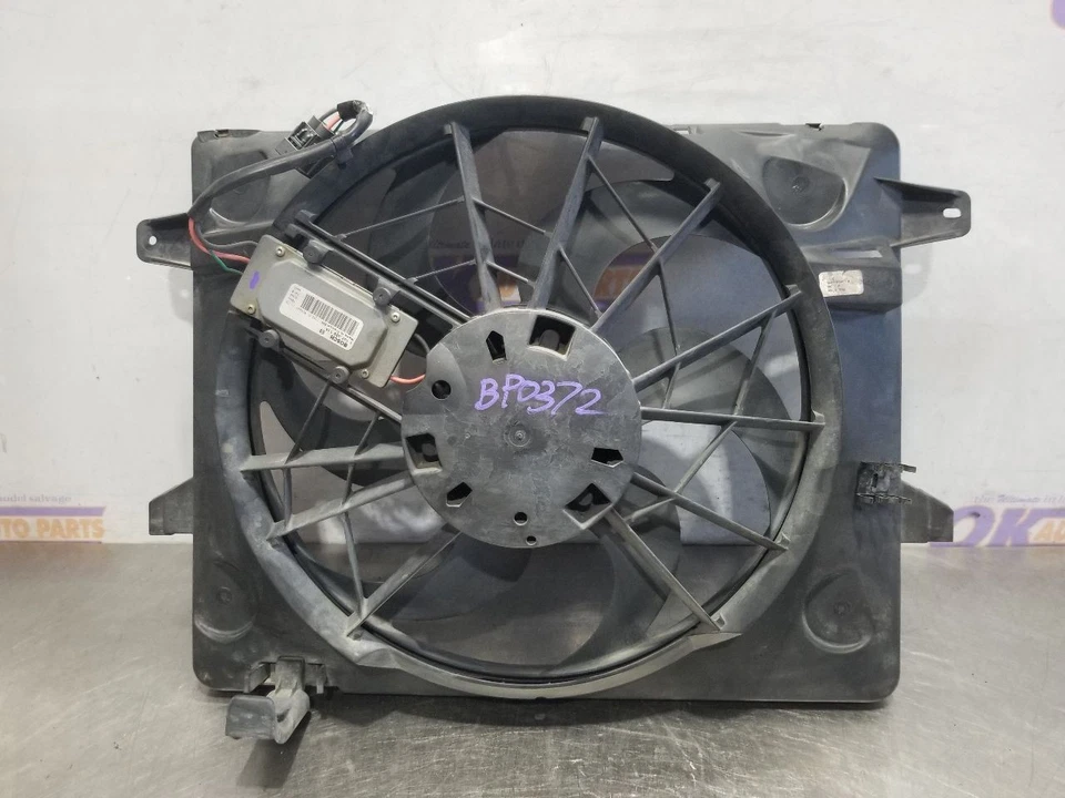 03 2003 LINCOLN TOWN CAR CARTIER 4.6L RADIATOR - Imagem 2 de 4