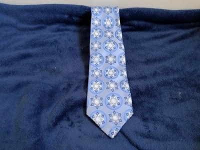 Steve Harvey Collection Men's Silk Necktie, Multicolor, Flowers Theme, 4'' wide